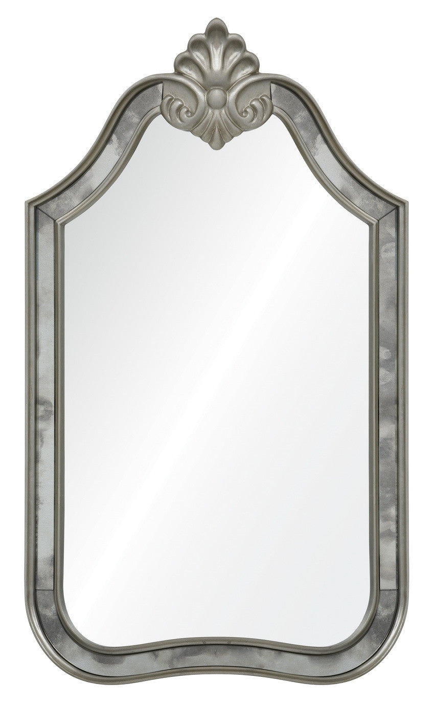 Traditional style mirror